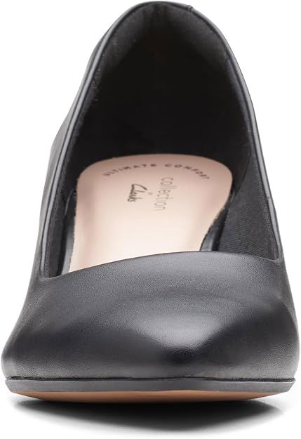 Black Leather Kitten Heels | حذاء هيلز أسود جلد كلاسيكي بكعب قصير_thumbnail_1