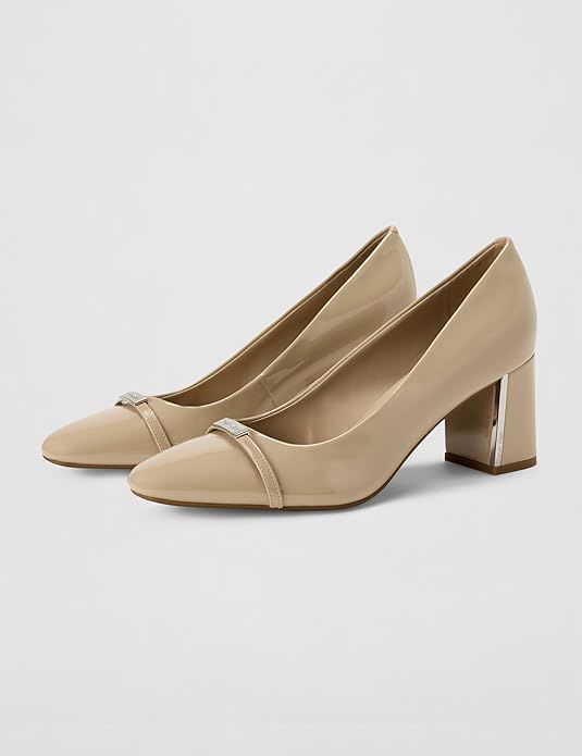 Beige Patent Block Heel Pumps | حذاء هيلز بيج لامع بكعب عريض